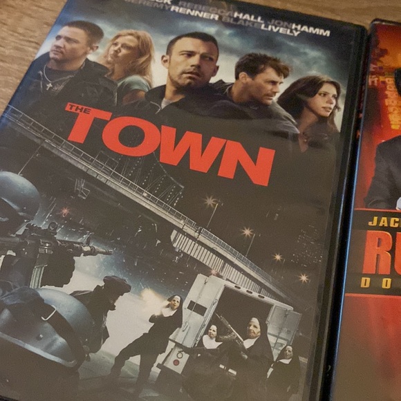 DVD bundle - Picture 4 of 4